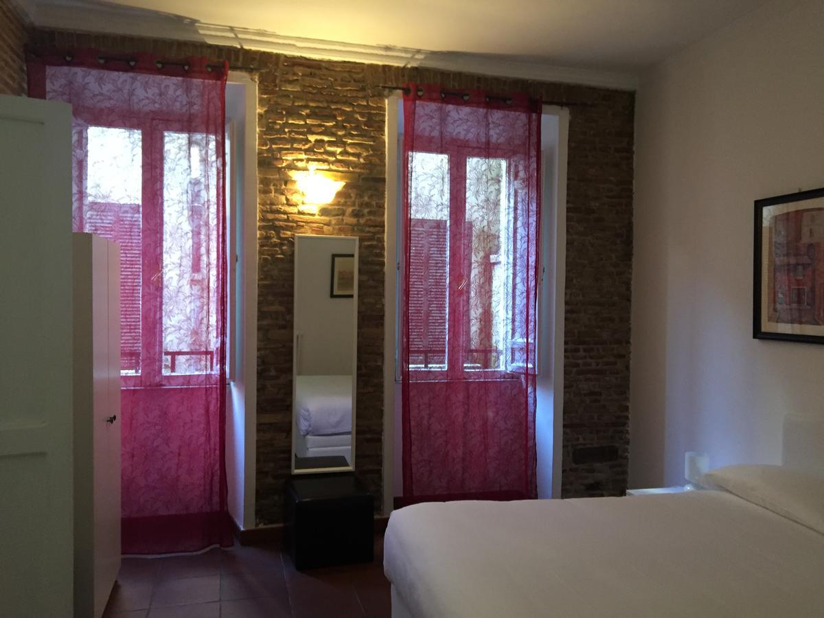 Domus Coronari Rome Bagian luar foto